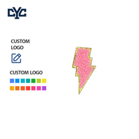 Parche de Chenilla Personalizado con Diseño de Rayo Azul Turquesa de Moda, con Contorno de Brillo Dorado, Grueso y Esponjoso