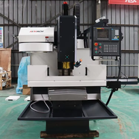 Centre d'usinage vertical CNC miniature 3 axes XK7124 de moyenne capacité pour le métal, petit centre d'usinage VMC avec ATC et contrôleur Siemens