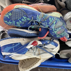 Ban đầu thứ hai tay Giày salamon mang nhãn hiệu hỗn hợp sử dụng giày - Product Image 5