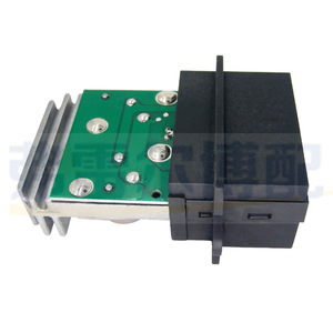 Módulo de control de velocidad y resistencia del ventilador del aire acondicionado 7702206221 12V para reemplazo y reparación - Product Image 1