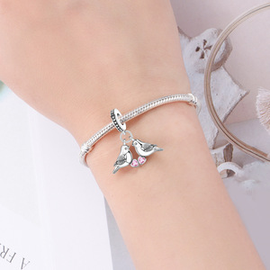 Nuevos colgantes de pájaros con forma de dos corazones, diseño original, lujo discreto, modernos y versátiles. - Product Image 6