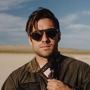 Gafas de sol retro con cierre magnético para hombre, montura negra, lentes de PC con protección UV400, estilo moderno para conducir, venta al por mayor transfronteriza. - Product Image 2