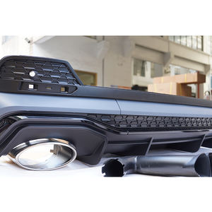 ชุดกันชนหลังรถ <span class=keywords><strong>Sportback</strong></span> พร้อมคอท้ายสำหรับรถ Audi Q3 <span class=keywords><strong>SQ3</strong></span> 2.0T อัพเกรดเป็น RSQ3 2019-2024 - Product Image 4