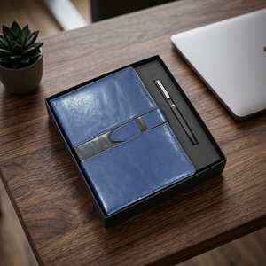 Set de Regalo de Agenda A5 de Cuero PU con Bolígrafo Metálico, Cuaderno de Tapa Dura con 100 Hojas y Estampado UV para Oficina Corporativa, Negocios y Promociones - Product Image 4