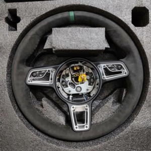 Volante Deportivo Personalizado de Cuero Negro DOS para <span class=keywords><strong>Porsche</strong></span> 911 991 992 Cayenne 958 987 <span class=keywords><strong>Boxster</strong></span> <span class=keywords><strong>986</strong></span> Panamera 970 Taycan Macan - Product Image 4