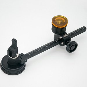 Coupe-cercle en aluminium robuste, efficace et précis avec ventouse fixe - Outil de type compas pour la découpe - Product Image 1