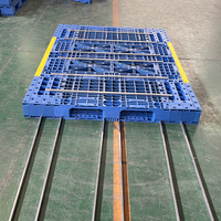 Palette en plastique modulaire sur mesure de grande taille à 6 roulettes 2150*1500mm, palettes assemblées recyclées pour la logistique d'entrepôt