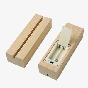 3D <span class=keywords><strong>Acrylic</strong></span> đèn AAA pin Powered gỗ <span class=keywords><strong>LED</strong></span> ánh sáng ban đêm cơ sở hiển thị đứng 7 # hộp pin cơ sở bằng gỗ - Product Image 2