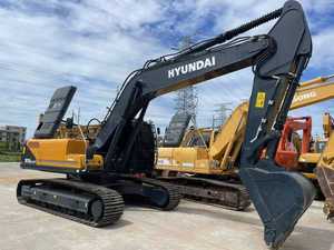 Excavadora Usada Hyundai 305LC-9T de 30 Toneladas, Excavadora Hidráulica de Bajo Costo con Motor y Bomba de Alta Eficiencia - Product Image 3