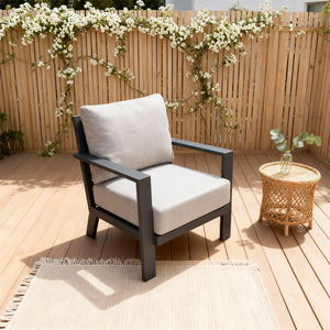 Silla de Patio Botánica con Cojines Afelpados, Estructura de Metal Galvanizado, Hecha a Medida, Color Terraza, Asiento para Exteriores Resistente a la Intemperie - Product Image 1