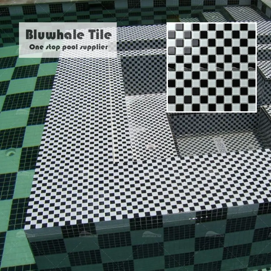 Bluwhale de acabado brillante 25X25mm colores blanco y negro de vidrio de baño de azulejos mosaico para piscina proyectos