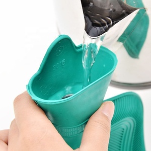 กระเป๋าน้ำร้อนยางกันหนาวยอดนิยม ปลอดภัย ฉีดน้ำได้ ความจุ 500 มล. 1000 มล. 1750 มล. 2000 มล. - Product Image 5