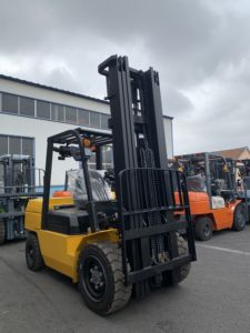 Carretilla elevadora hidráulica especial de fábrica, 3 toneladas, 5 toneladas, 10 toneladas, carretilla elevadora diésel certificada Ce a la venta - Product Image 3