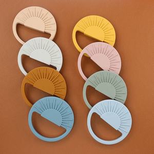 ยางกัดซิลิโคนเกรดอาหาร ปลอดสาร BPA รูปทรงดวงอาทิตย์ สำหรับเด็กแรกเกิด-24 เดือน และเด็ก 2-4 ปี - Product Image 5