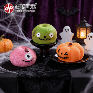 ดีพี ซิกซ์ของตกแต่งเรซิ่นรูปขนมหวานฮาโลวีน ของตกแต่งภายในรูปฟักทอง - Product Image 2