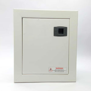 Caja de Distribución Metálica MCB (Puerta Doble-TPN) con Barra Colectora Neutra Premium, Placa Ficticia de Enlace de Fase, Modelo KK26, Proveedor Mayorista India - Product Image 3