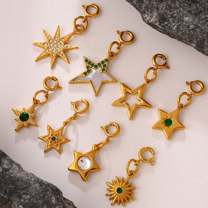 Dijes Personalizados Impermeables al por Mayor, Chapados en Oro de 14k y 18k, Dijes de Estrella de Acero Inoxidable 316l con Circonita para la Fabricación de Pulseras y Collares - Product Image 3