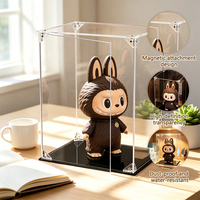 Boîte de rangement magnétique transparente personnalisée pour figurines avec base noire pour objets de collection, figurines d'action, boîte de présentation en acrylique