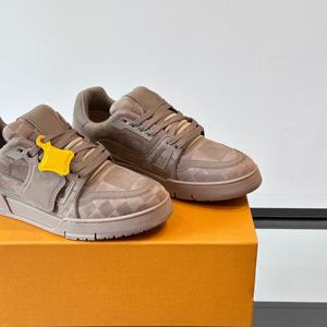 Chaussures de sport classiques à bout fermé de marque de chaussures pour hommes de créateurs, logo original personnalisé, de haute qualité, respirantes et luxueuses pour la marche - Product Image 4