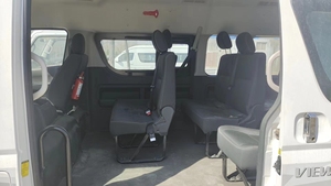 Le modèle Foton G9 Traveller XL est un <span class=keywords><strong>fourgon</strong></span> long pouvant accueillir 14 <span class=keywords><strong>personnes</strong></span>. - Product Image 2