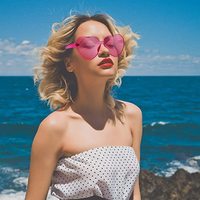 L615 Tendance Transparent Couleur Bonbon Lunettes En Forme D'amour Sans Cadre Lunettes De Fête En Forme De Coeur Surdimensionné Lunettes De Soleil Sans Monture