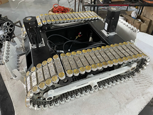 <b>Commercial</b>-Grade Magnetic Tracked Wall-Climbing <b>Robot</b> Chassis 70kg 2x400W AC 200V Power-Wall-Cleaning Equipment - Product Image 3