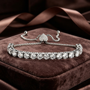 กำไลข้อมือรูปหัวใจ ทำจากสแตนเลสสตีล 316L ป้องกันการแพ้ ชุบ PVD ทอง 18K ประดับเพชรซิร์คอน สีไม่ซีดจาง ปรับขนาดได้ แบบดึงออก - Product Image 1