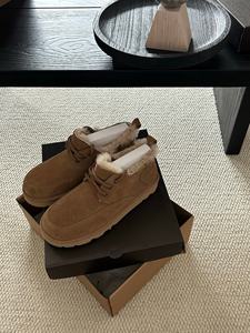 Chaussures décontractées classiques pour hommes, bottes de neige isolées en laine pour l'hiver en plein air, nouvelle conception tendance sur mesure de haute qualité pour hommes - Product Image 4