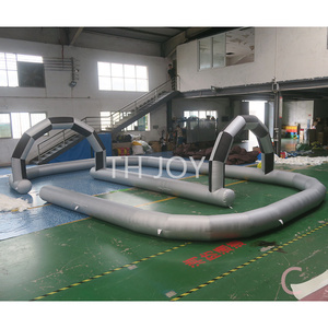 Piste <span class=keywords><strong>de</strong></span> <span class=keywords><strong>voiture</strong></span> <span class=keywords><strong>de</strong></span> pare-chocs gonflable <span class=keywords><strong>de</strong></span> haute qualité Piste <span class=keywords><strong>de</strong></span> <span class=keywords><strong>voiture</strong></span> <span class=keywords><strong>de</strong></span> course Logo gratuit <span class=keywords><strong>pour</strong></span> les fêtes <span class=keywords><strong>de</strong></span> <span class=keywords><strong>mariage</strong></span> <span class=keywords><strong>Location</strong></span> <span class=keywords><strong>de</strong></span> divertissement Comprend <span class=keywords><strong>un</strong></span> ventilateur - Product Image 5