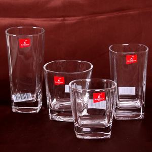 Meilleurs choix pour vous : Verre à whisky carré créatif Blinkmax, verre à shot de bar, verre à <span class=keywords><strong>vin</strong></span> rouge résistant à la chaleur pour hôtel et <span class=keywords><strong>restaurant</strong></span> - Product Image 2