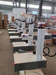 Máquina de grabado láser de fibra portátil JPT 30W para uso doméstico, refrigeración por aire compatible con formatos AI DXF DST PLE, características 3D DWG BMP - Product Image 6