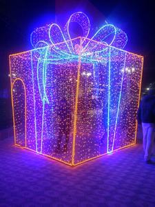Luces Decorativas 3D Grandes para Exteriores, en Forma de Caja de Regalo, para Plazas de Ciudad, Festivales Navideños y Exhibiciones Públicas de Temporada - Product Image 1