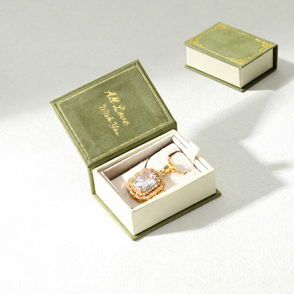 Green Pendant Box 4*5.6*2.2cm