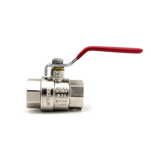 Válvula de <span class=keywords><strong>bola</strong></span> de latón Fabricación al por mayor Manija de palanca hembra Válvula de <span class=keywords><strong>bola</strong></span> de agua de latón niquelado - Product Image 2