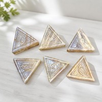 En gros, Artisanat en cristal sculpté en pierre de lune naturelle, motif triangle et œil protecteur, Pierres de guérison, Amulette en pierre de lune, Décoration, Cadeau