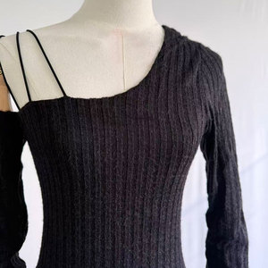 OEM kustom desain bahu miring Bodycon <span class=keywords><strong>Fashion</strong></span> ramping seksi lengan panjang wanita hitam gaun pesta elegan - Product Image 3