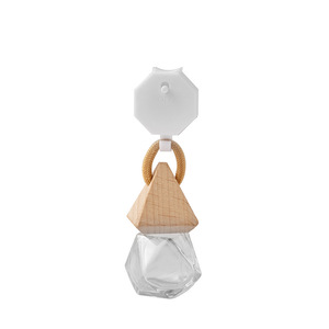 Flacon de parfum pour voiture en verre moderne avec bouchon en bois et cordon de suspension pour une utilisation à la maison et en voiture - Product Image 6