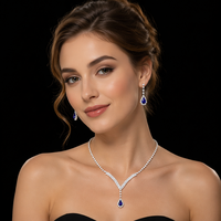 Nouvel Ensemble de Bijoux Complet de Mariée en Strass Goutte d'Eau en V, Collier et Boucles d'Oreilles pour Femmes et Filles, Vente en Gros Tendance