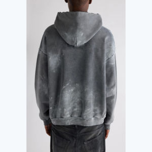 Felpa con Cappuccio Oversize in Cotone 100% Nero Sbiadito dal Sole con Bordi Consumati e Spalle Scese - Product Image 3