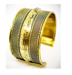 2025 Gold Silver 13mm Narrow Gold Bracelets Wyoming Christmas Gift Hypoallergenic Jewelry Embosses bracelet Casting Gold Plated - Product Image 5