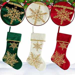 Bolsas de Navidad Personalizadas con Purpurina Dorada, Decoración Navideña Personalizada para el Hogar, Copo de Nieve Brillante, Bolsas de Navidad de Terciopelo de Lujo - Product Image 5