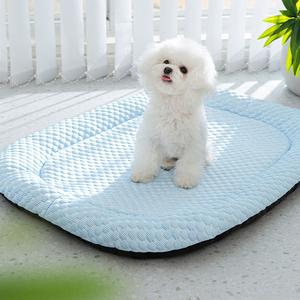 Almohadilla de refrigeración transpirable para mascotas, alfombrilla de verano para perros, cama para perros, cojín de nido para gatos, alfombrilla de refrigeración para perros de interior y exterior - Product Image 1