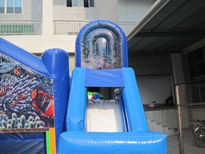 Château Gonflable Sous-Marin pour Enfants : Combo de Sauts et de Plaisirs - Product Image 3
