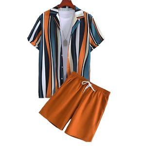 2024 abiti da spiaggia estivi da uomo Casual 2 pezzi camicia a maniche corte + Shorts pantaloni larghi con elastico stampato - Product Image 1