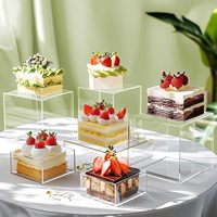 Présentoirs de buffet blancs moulés en acrylique (8 pièces) pour mariages, traiteurs, desserts, gâteaux et organisation de tables de repas