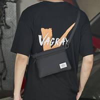 Kleine crossbodytas voor heren, zomer, Japanse stijl, eenvoudige schoudertas, casual draagbare kleine crossbodytas, telefoontas