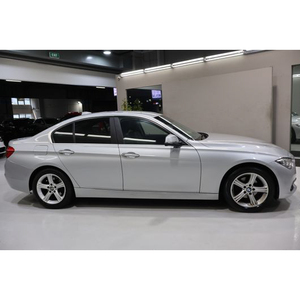 Vehículo de <span class=keywords><strong>Segunda</strong></span> <span class=keywords><strong>Mano</strong></span> <span class=keywords><strong>2015</strong></span>, Sedán de Lujo 318I, Gasolina, Automático, Volante a la Derecha, Interior Oscuro en Cuero, en Venta - Product Image 3