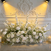 Arrangements de fleurs en soie personnalisés pour les allées de mariage, décorations de sol de style moderne pour les événements et les fêtes