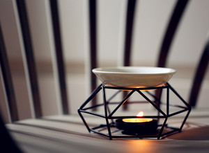 Fashion Aromatic <strong>Oil</strong> <strong>Burner</strong> Geometric Ceramic Essential <strong>Oil</strong> Candle Holder Wax Melt <strong>Burner</strong> Warmer Melter <strong>Fragrance</strong> for Tealight - Product Image 6