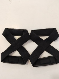 Eight Wrist <b>Wraps</b> with Anti-Skid Elastic Strap for Strength Training - Product Image 4